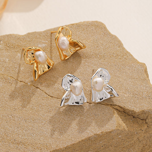 Art Freshwater Pearl Ear Studs