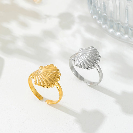 Beachy Scallop Shell Open Ring