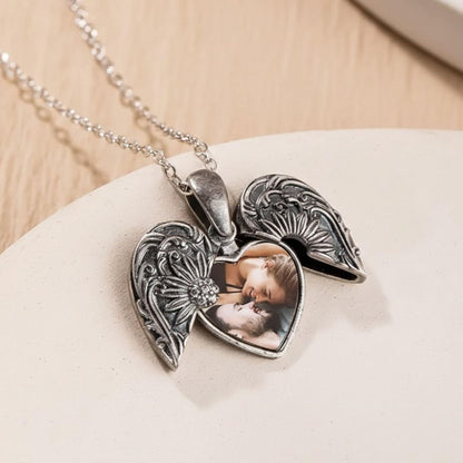 Custom Photo Vintage Heart Locket Necklace