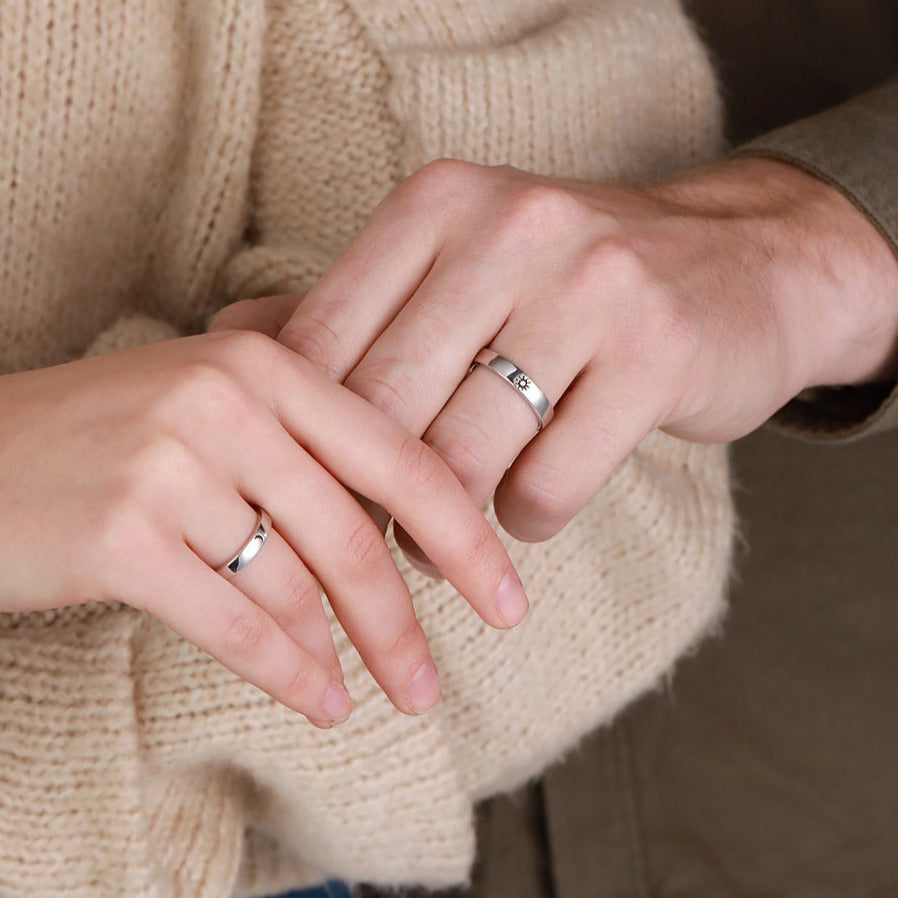 Personalized Sun & Moon Couple Rings