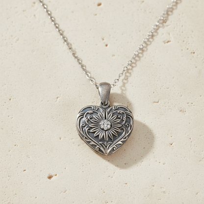 Custom Photo Vintage Heart Locket Necklace
