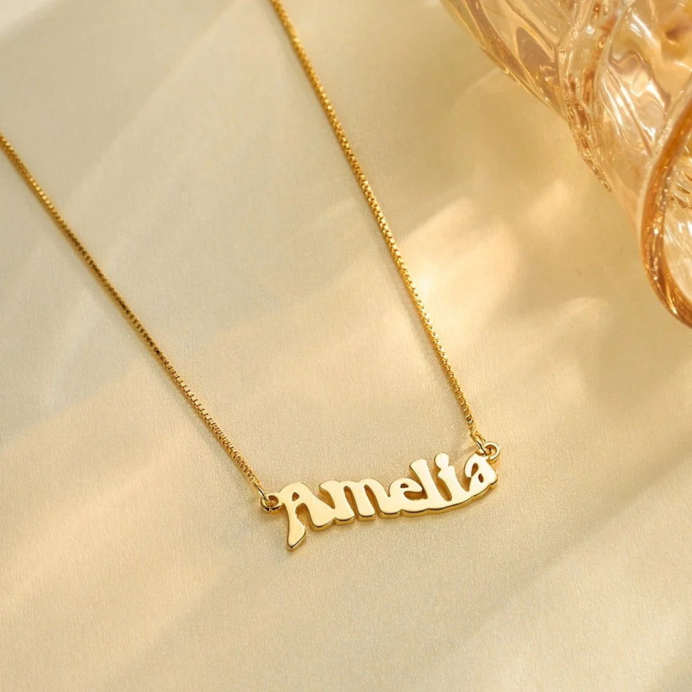 Personalized Wavy Name Necklace