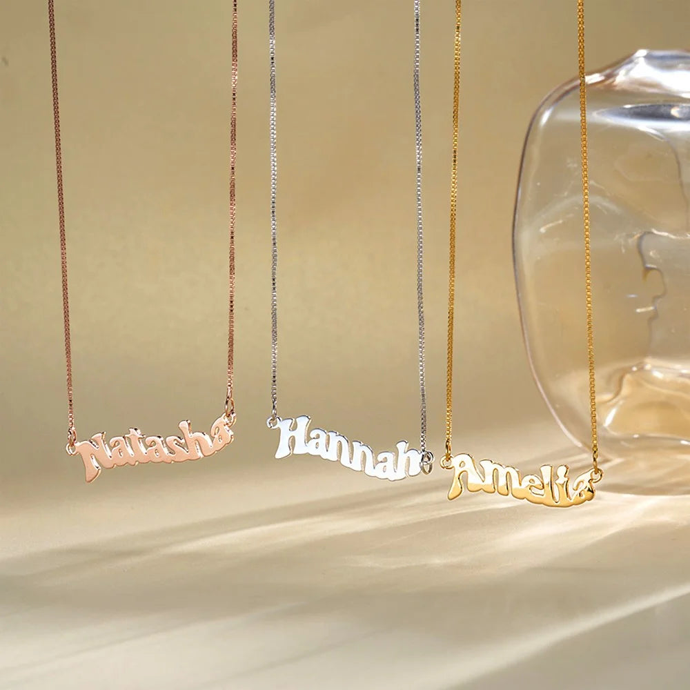 Personalized Wavy Name Necklace