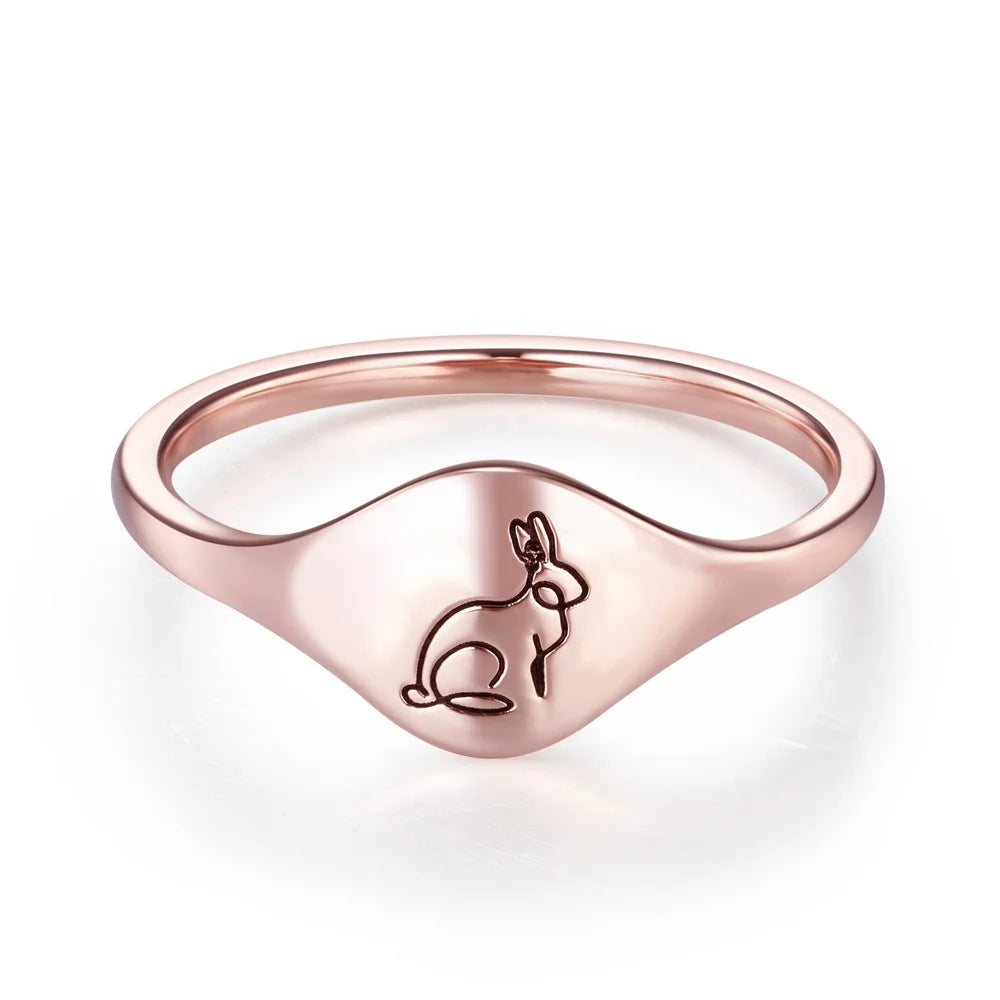 Custom Engraved Pet Silhouette Signet Ring with Name