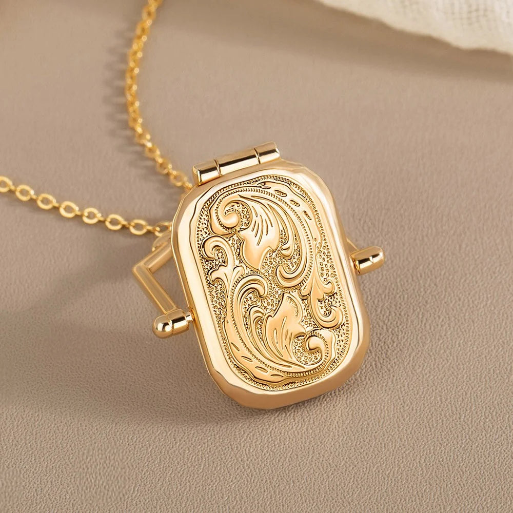 Custom Vintage Engraved Photo Locket Necklace
