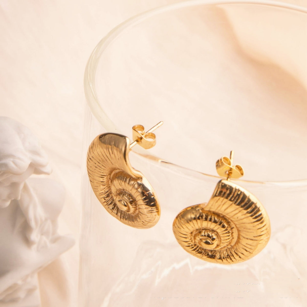 Hermit Shell Stud Earrings