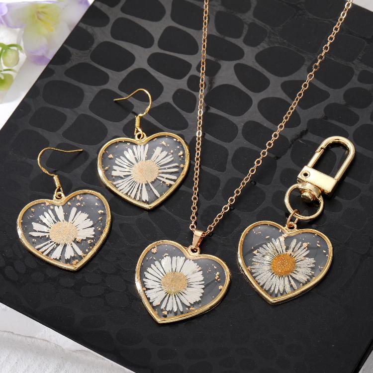 Real Daisy Resin Earrings Necklace & Keychain