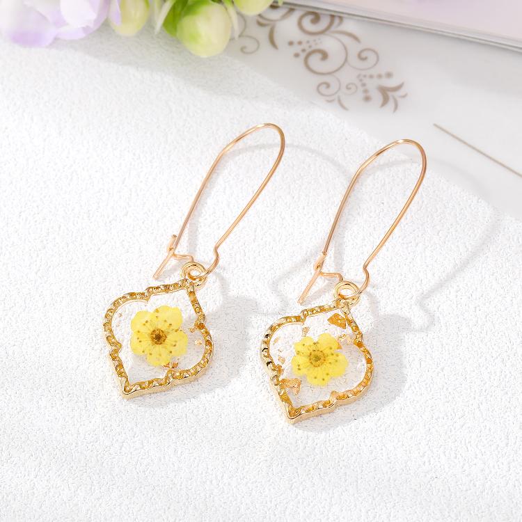 Real Flowers Resin Drop Earrings