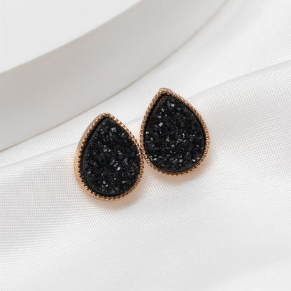 She Glam Resin Stud Earrings