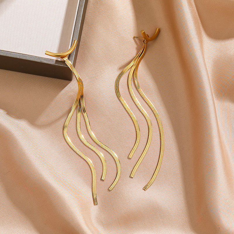 Aria Golden Chain Drop Earrings