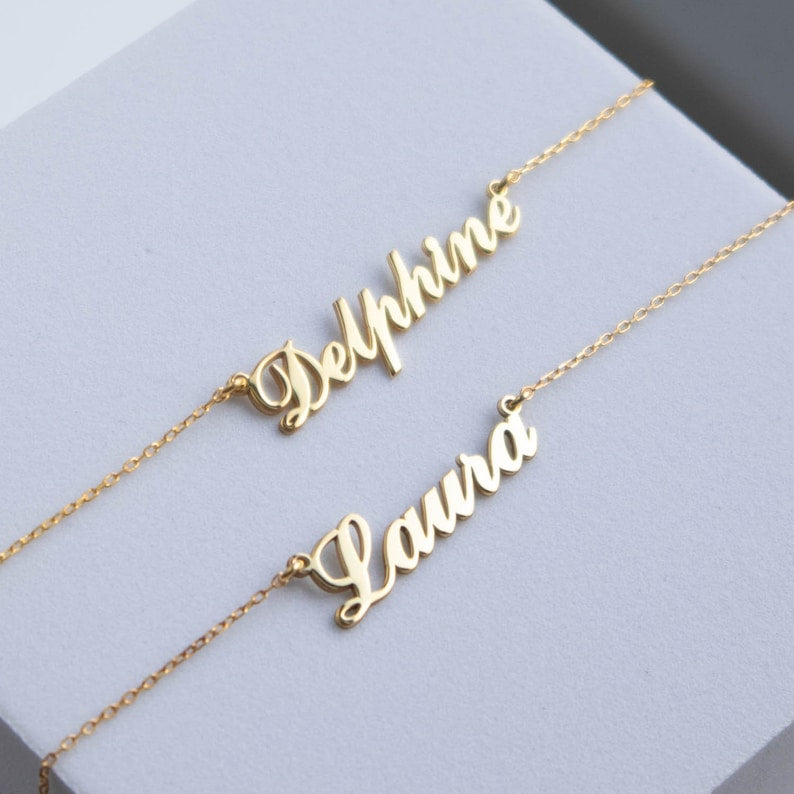 Personalized Carrie Name Necklace