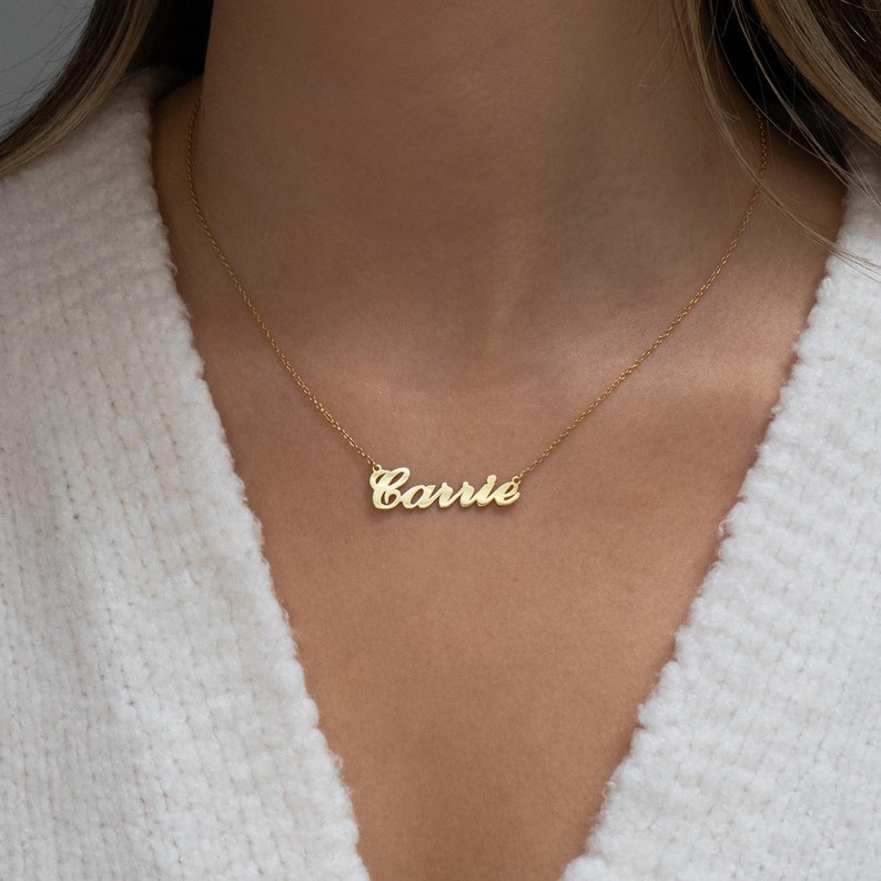 Personalized Carrie Name Necklace