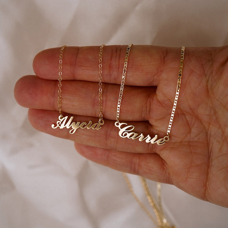 Personalized Carrie Name Necklace