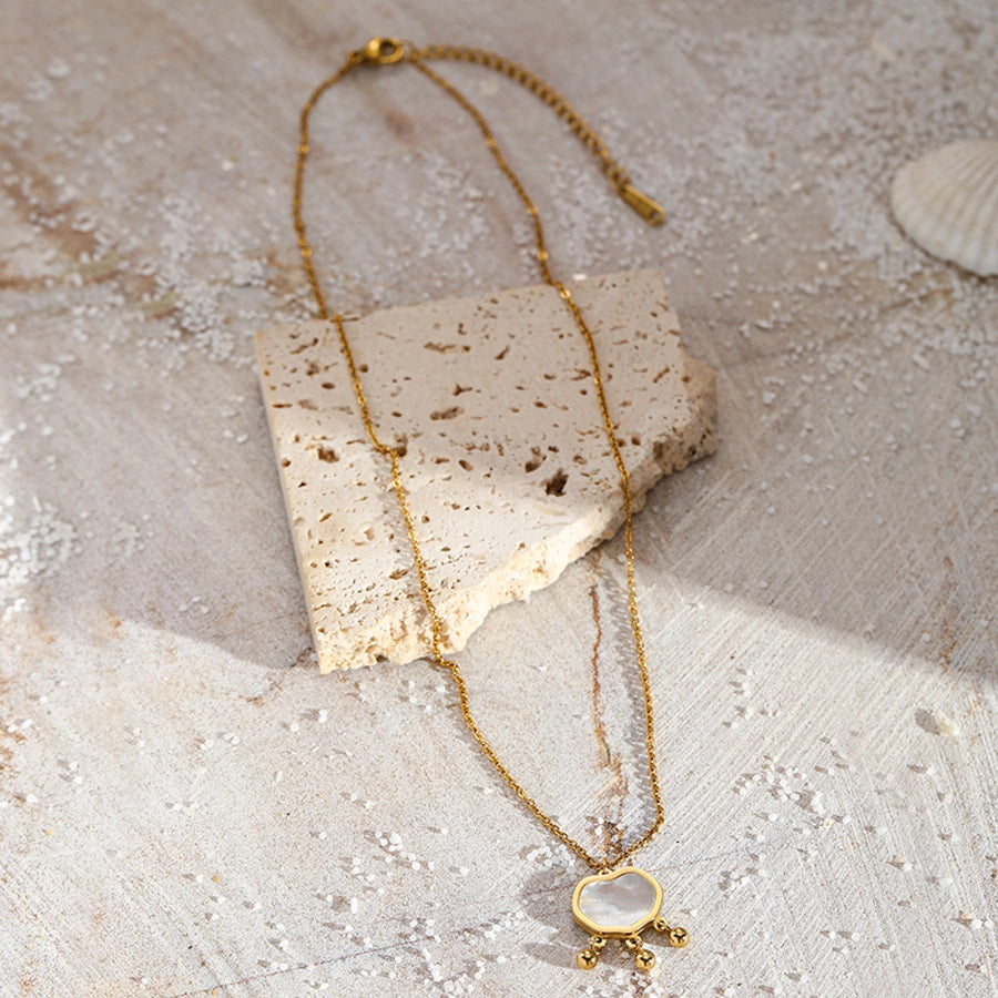 Celeste Shell Pendant Necklace