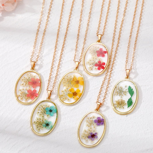 Estelle Resin Floral Pendant Necklace