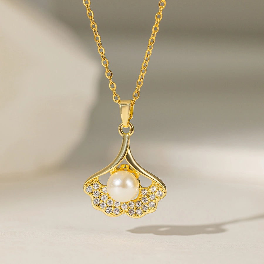 Dainty Ocean Pearl Pendant Necklace