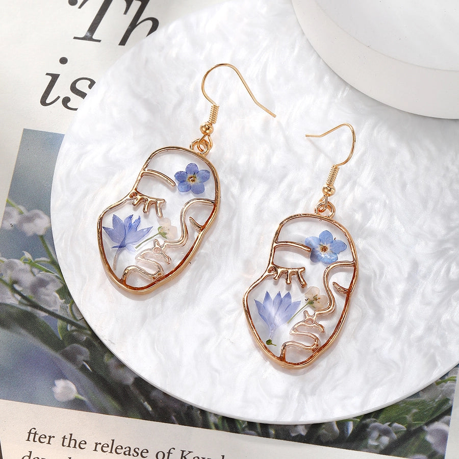 Sky Dried Flowers Resin Dangle Earrings