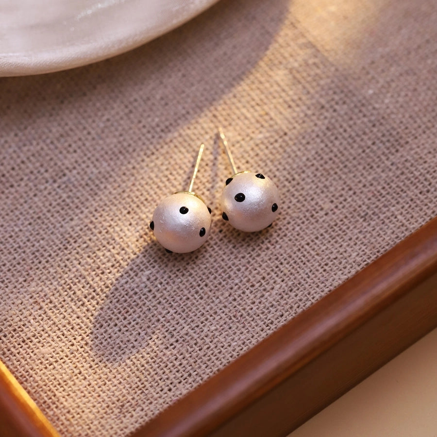 Antonia Retro Stud Earrings