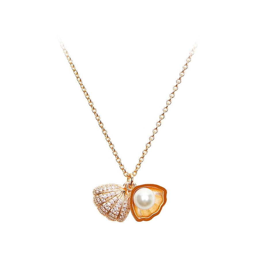 Beachy Shell Pearl Pendant Necklace