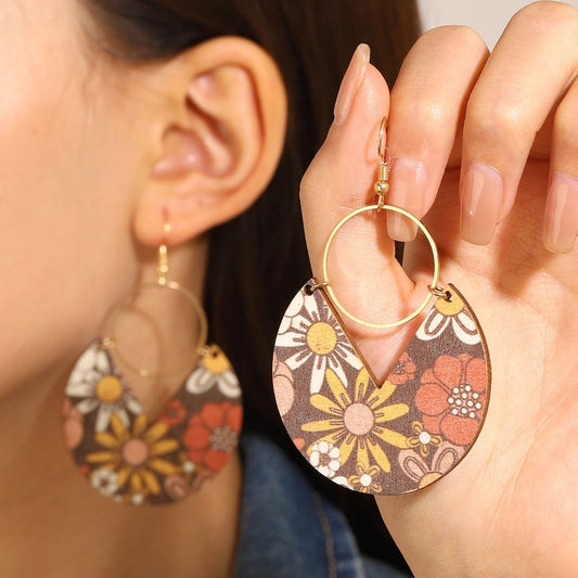 Retro Floral Wood Dangle Earrings