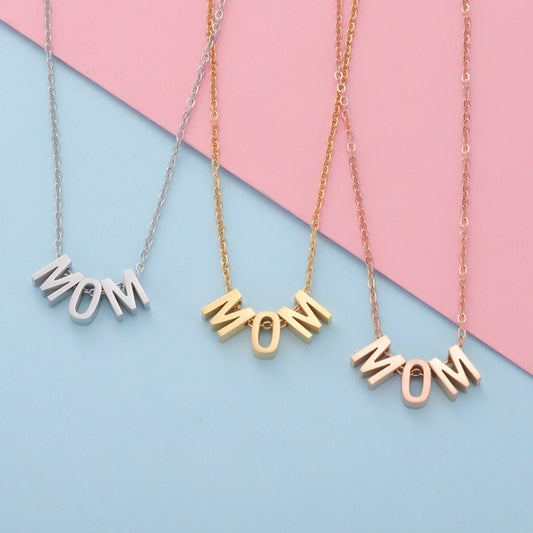 Dainty MOM Chain Necklace