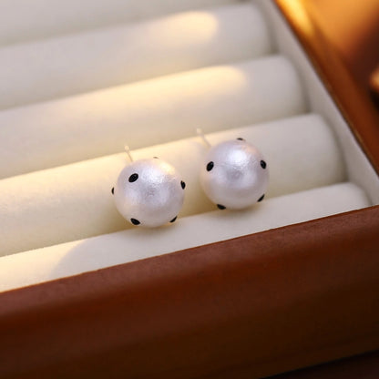 Antonia Retro Stud Earrings