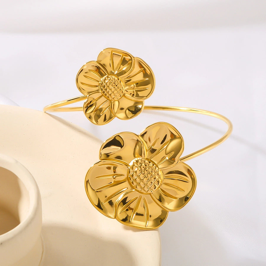 Fiora Flowers Bangle Bracelet