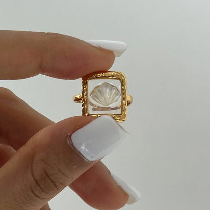 Shell Square Resin Open Ring