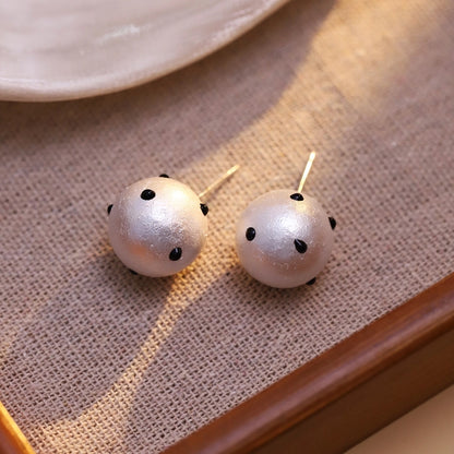 Antonia Retro Stud Earrings