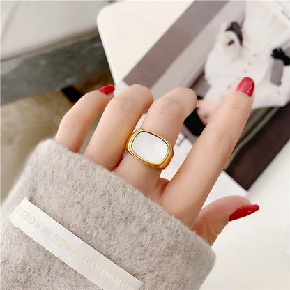 Bella Shell Statement Band Rings