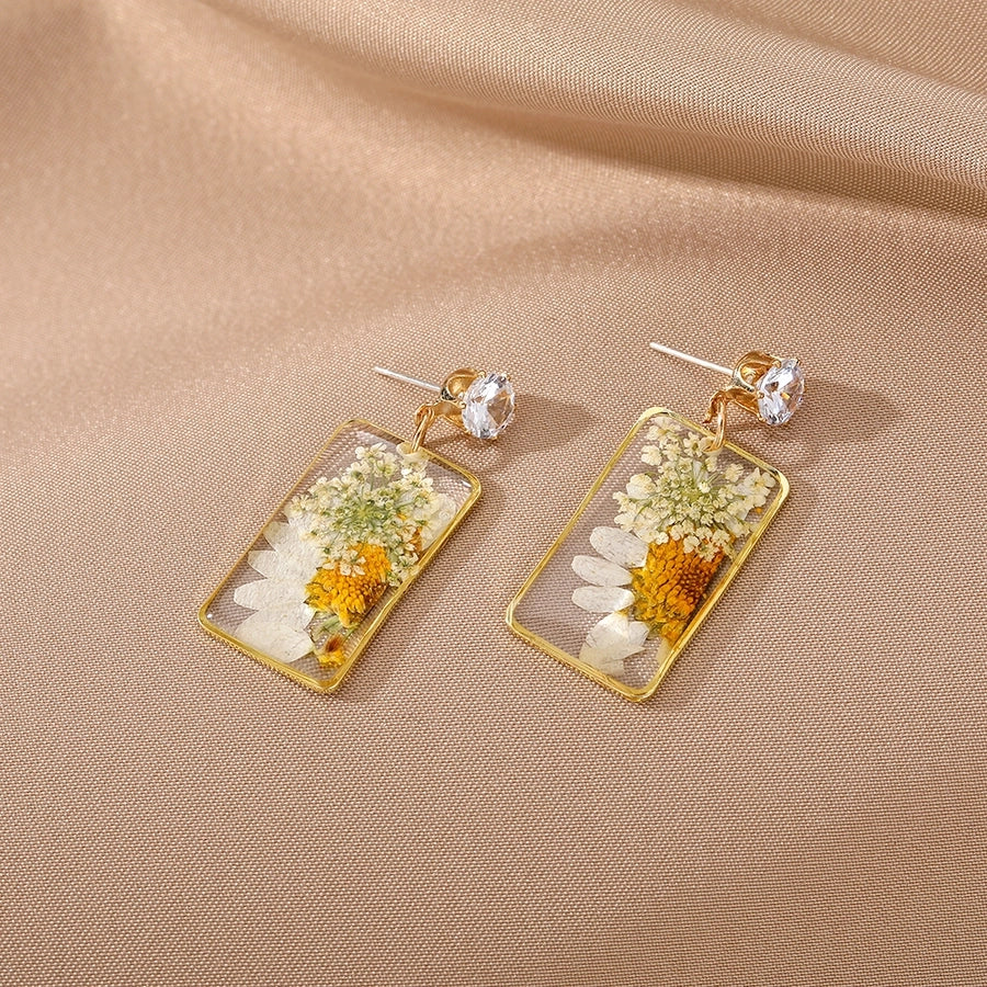 Daisy Resin Dangle Earrings