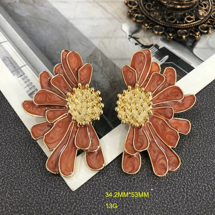 Art Chrysanthemum Enamel Stud Earrings