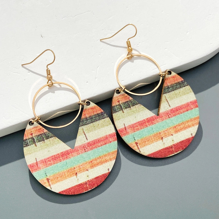 Retro Floral Wood Dangle Earrings