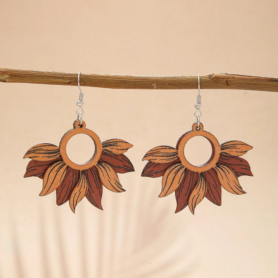 Retro Wood Sunflower Dangle Earrings