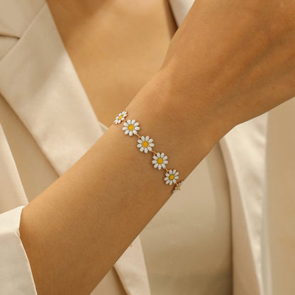 Dainty Daisy Enamel Bracelet