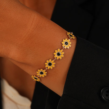 Dainty Daisy Enamel Bracelet