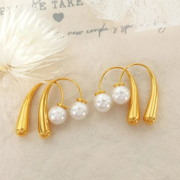 Nordic Pearl Drop Earrings